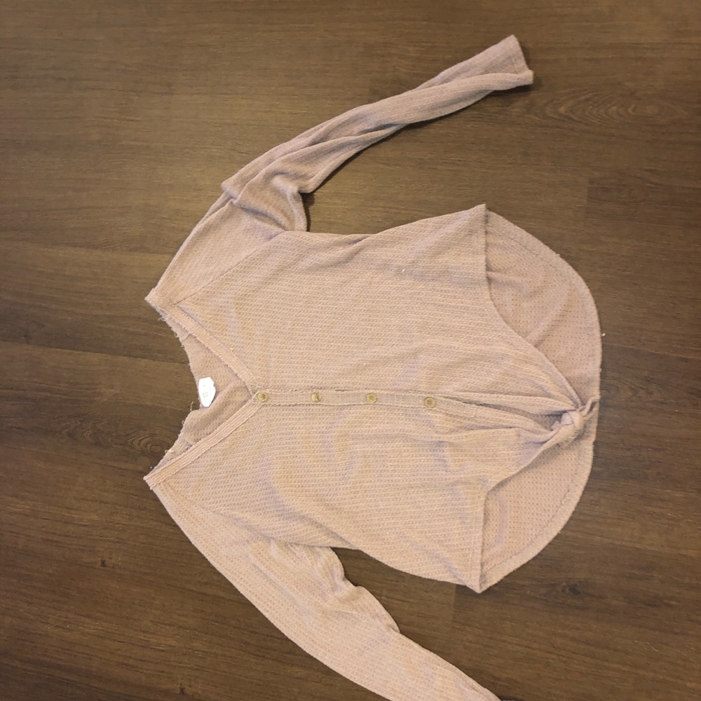 Thermal type long sleeve with buttons